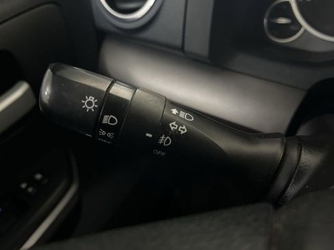 Used 2015 Toyota Tundra SR5 w/ SR5 Upgrade Package image 70