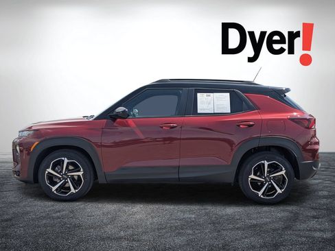 Used 2023 Chevrolet TrailBlazer RS w/ Sun and Liftgate Package FWD image 8