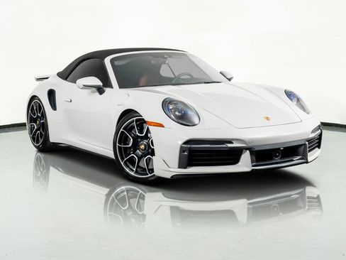 Used 2024 Porsche 911 Turbo S image 4