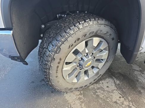 New 2026 Chevrolet Silverado 2500 LT w/ All Star Edition AWD/4WD image 32