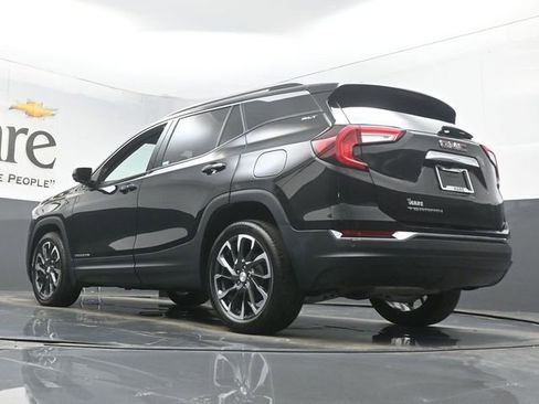 Used 2022 GMC Terrain SLT w/ Infotainment Package II image 5