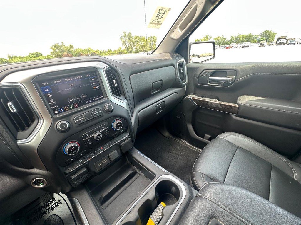 Used 2021 Chevrolet Silverado 1500 RST AWD/4WD image 17