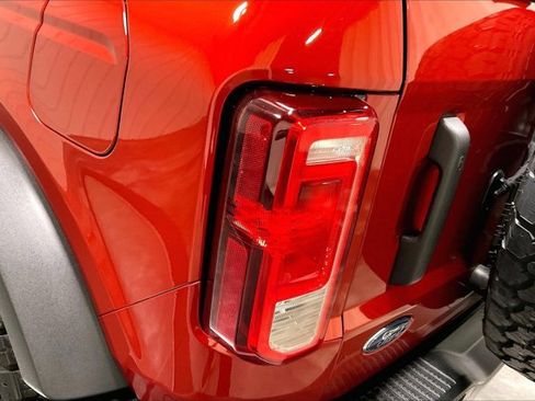 Used 2024 Ford Bronco Black Diamond image 29