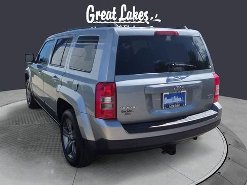 Used 2015 Jeep Patriot High Altitude AWD/4WD image 3