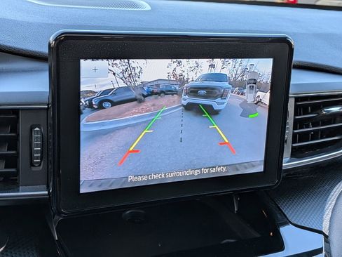 Certified 2023 Ford Explorer ST-Line w/ Class IV Trailer Tow Package image 25