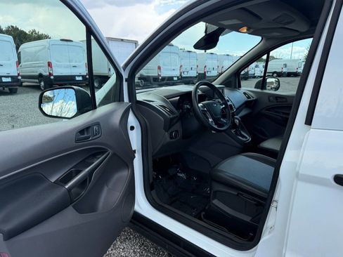 Used 2020 Ford Transit Connect XL FWD image 13