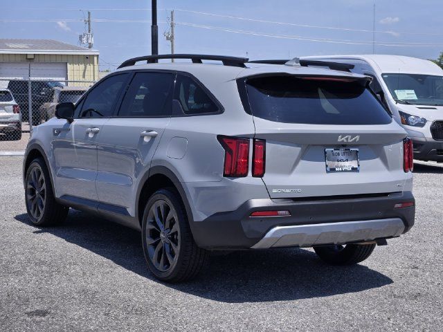 Used 2023 Kia Sorento SX Prestige AWD/4WD image 5