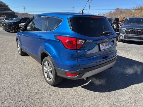 Used 2019 Ford Escape SE w/ Ford Safe & Smart Package image 5