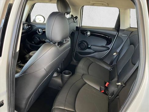 Used 2018 MINI Cooper S image 10