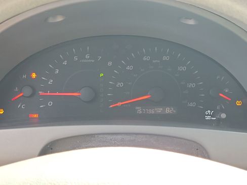 Used 2009 Toyota Camry LE FWD image 23
