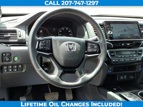 Used 2025 Honda Ridgeline Black Edition image 18