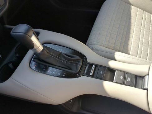 New 2026 Honda HR-V LX image 20