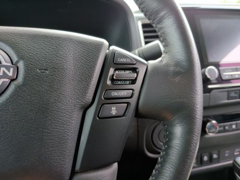 Used 2024 Nissan Frontier SV w/ SV Convenience Package RWD image 21