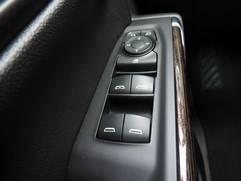 Certified 2021 GMC Sierra 1500 SLE w/ Preferred Package image 27