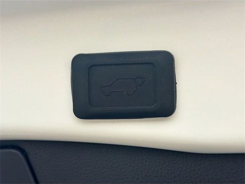 Used 2024 Toyota RAV4 XSE image 13