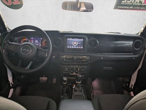 Used 2020 Jeep Wrangler Unlimited Sport AWD/4WD image 18