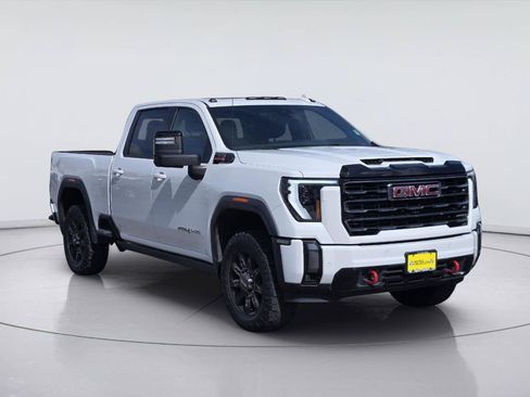 Used 2024 GMC Sierra 2500 AT4 w/ AT4 Premium Plus Package AWD/4WD image 3