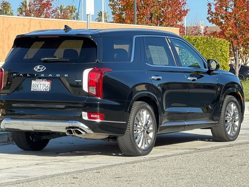 Used 2020 Hyundai Palisade Limited image 4