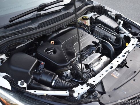 Used 2018 Chevrolet Cruze LT w/ LT Fleet Convenience Package FWD image 33