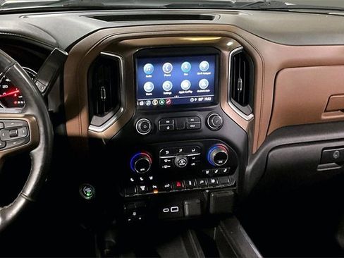 Used 2022 Chevrolet Silverado 3500 High Country image 32