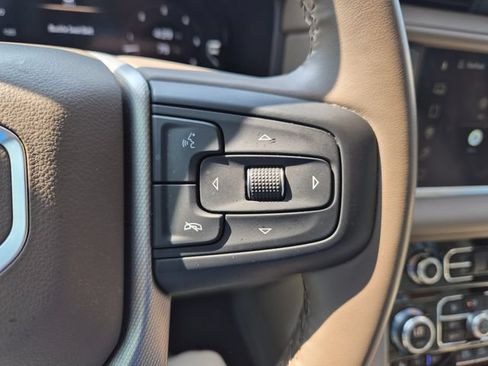 Used 2023 GMC Yukon Denali AWD/4WD image 24