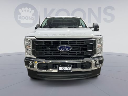 New 2026 Ford F250 XL w/ XL Chrome Package image 11
