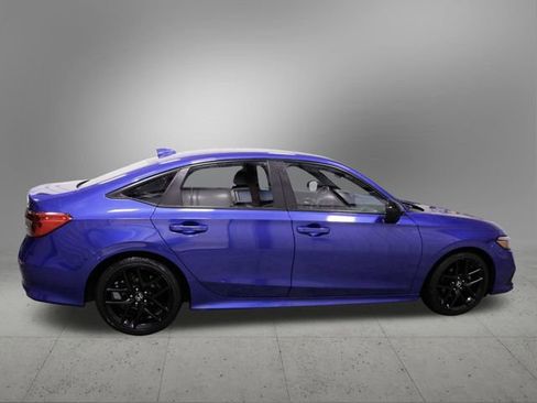 Used 2022 Honda Civic Sport image 8