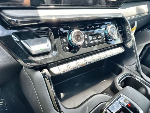 New 2026 GMC Sierra 1500 AT4X AWD/4WD image 27