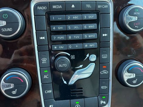 Used 2015 Volvo XC70 T5 Premier Plus image 17