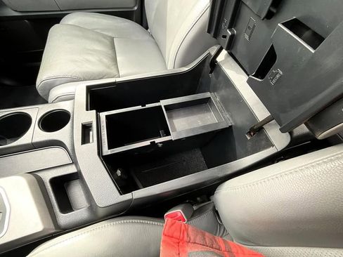 Used 2012 Toyota Tundra Limited w/ Platinum Pkg image 30