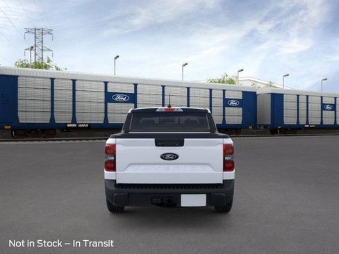 New 2025 Ford Maverick Lariat w/ Black Appearance Package image 26