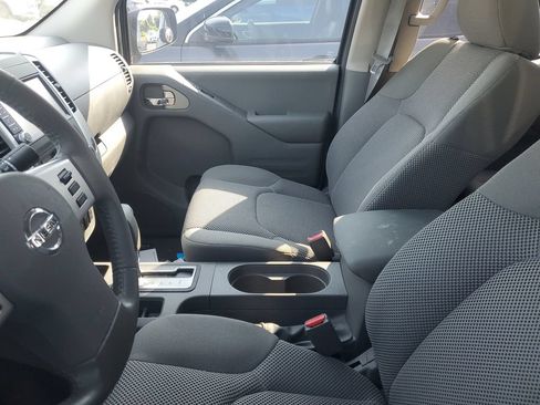 Used 2019 Nissan Frontier SV w/ Value Truck Package RWD image 7