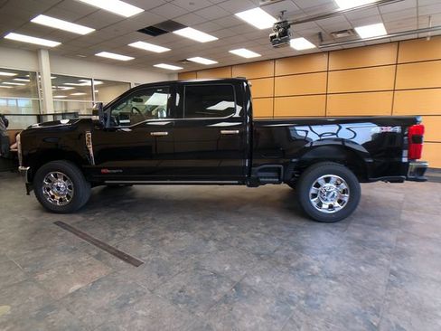 New 2026 Ford F350 Lariat w/ Lariat Ultimate Package AWD/4WD image 4