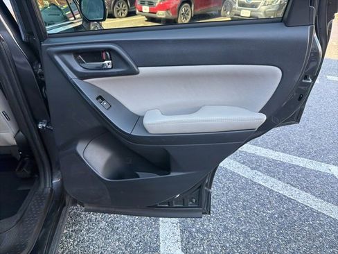 Used 2018 Subaru Forester 2.5i Limited image 25