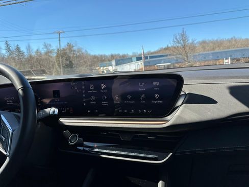 Certified 2025 Buick Envision Sport Touring image 20