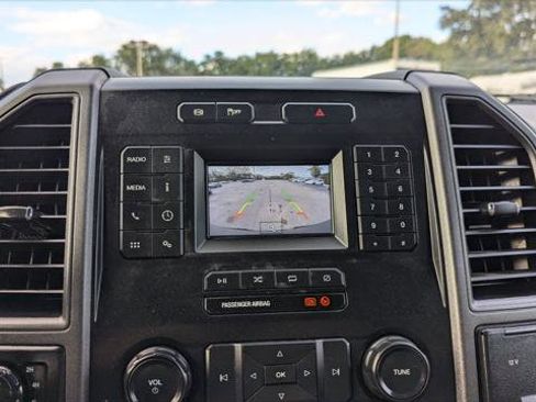 Used 2020 Ford F250 XL w/ Power Equipment Group image 22