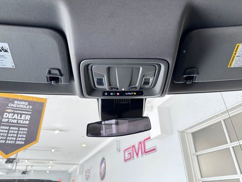 Certified 2024 Chevrolet Silverado 1500 RST w/ Z71 Off-Road Package image 26