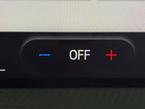 New 2025 Ford Maverick Lariat w/ Black Appearance Package image 23