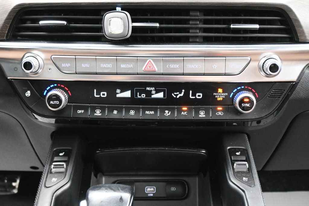 Used 2021 Kia Telluride SX w/ SX Prestige Package AWD/4WD image 22