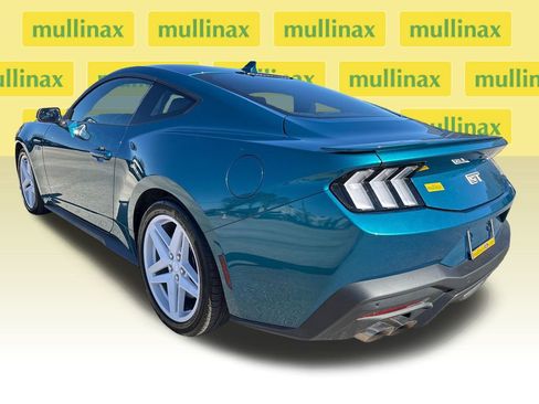 Used 2026 Ford Mustang GT Premium image 9