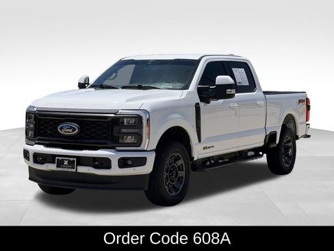 Used 2023 Ford F250 Lariat w/ Lariat Ultimate Package AWD/4WD image 5