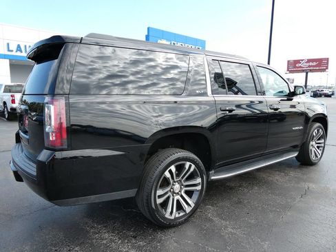 Used 2019 GMC Yukon XL SLT AWD/4WD image 5