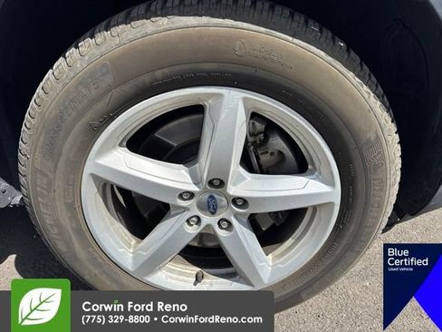 Used 2017 Ford Explorer XLT w/ Equipment Group 201A AWD/4WD image 10
