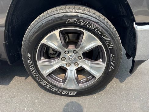 Used 2023 RAM 1500 Laramie AWD/4WD image 12