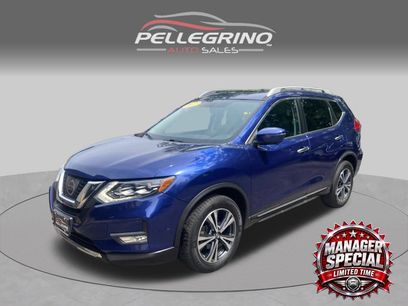 Used 2017 Nissan Rogue SL w/ SL Premium Package