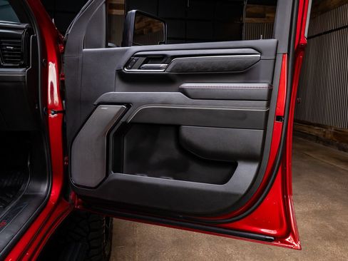 Used 2024 GMC Sierra 2500 AT4X w/ AT4X AEV Edition AWD/4WD image 38