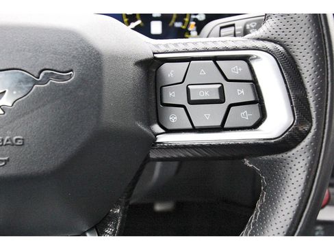 Used 2025 Ford Mustang GT Premium image 12