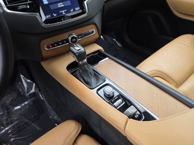 Used 2018 Volvo XC90 T6 Inscription w/ Convenience Package AWD/4WD image 25