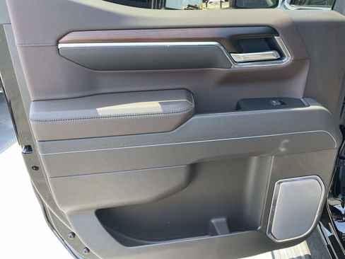 New 2026 GMC Sierra 1500 Denali w/ Denali Reserve Package AWD/4WD image 24