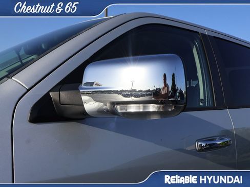 Used 2014 RAM 1500 Laramie w/ Convenience Group AWD/4WD image 13